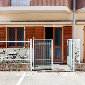 https://open-the-classic-wooden-shutters-at-a-cozy-city-nest.it-tuscanyhotel.com